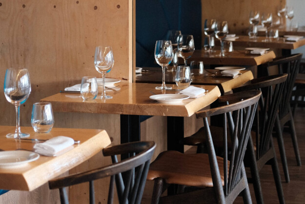 Sillas hosteleria, por los detalles las conoceréis Blog FCM Mobiliario fcmmobiliario.com